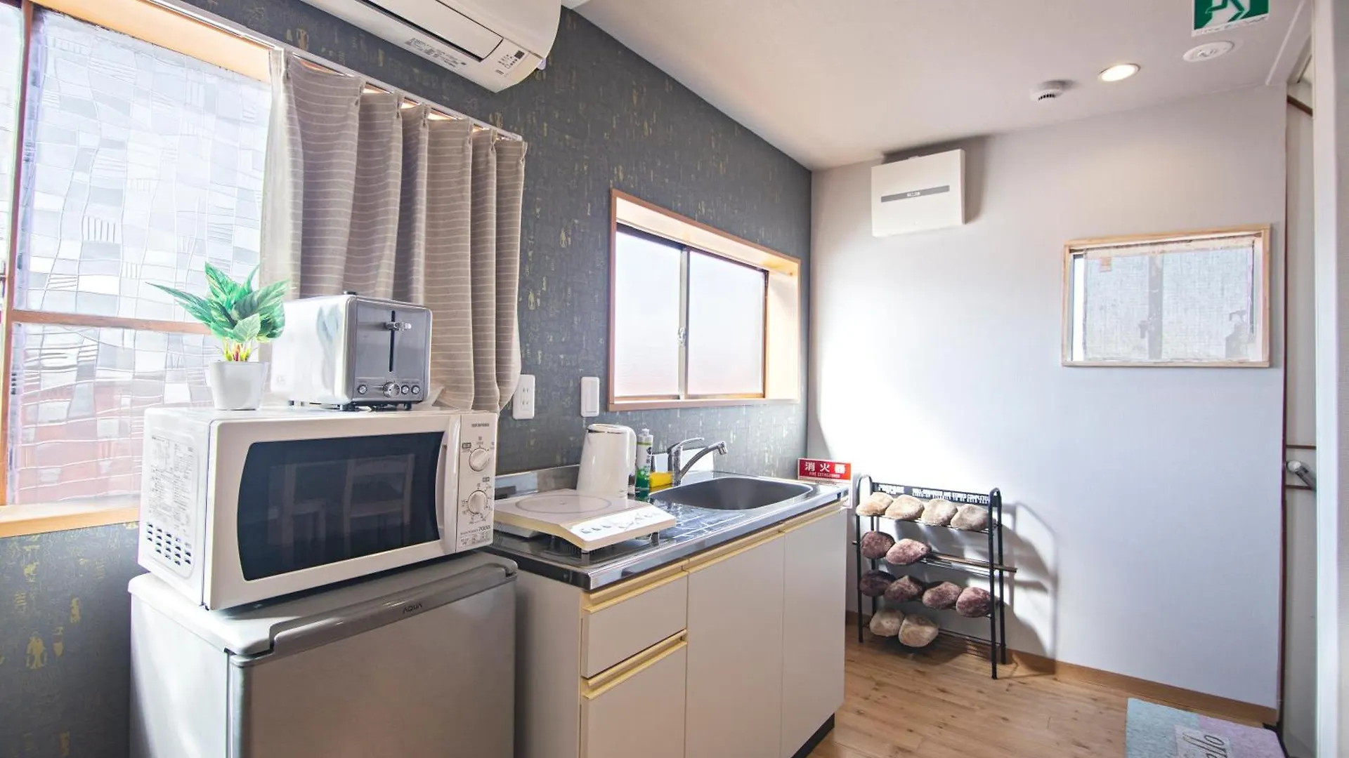 Apartment ＠Home天下茶屋３f〜駅まで徒歩5分・最大6人・グループ旅行最適＊浴室＋トイレ＋洗面所＊2 Osaka Japan